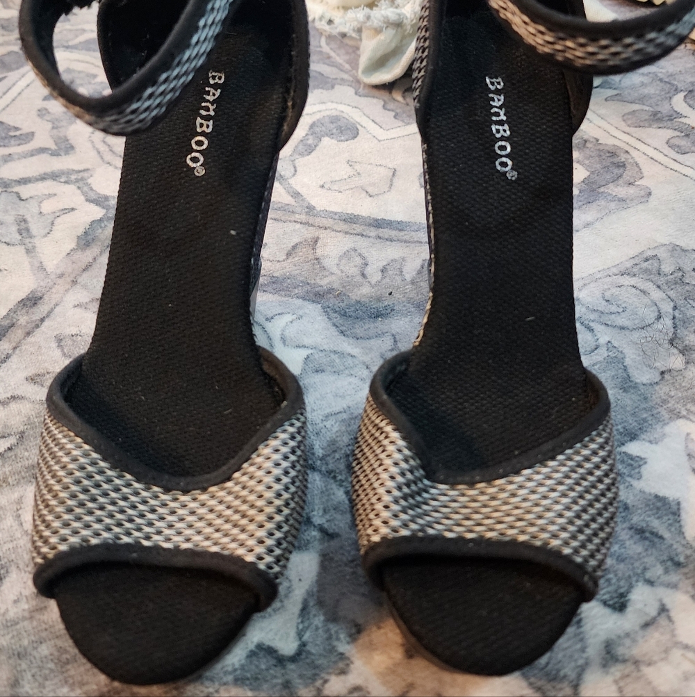 BAMBOO Black and Gray Wedge Sandals - Picture 2 of 3
